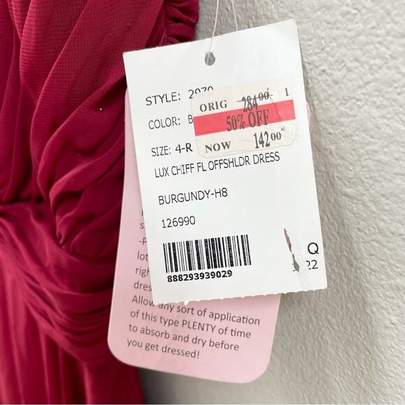 Dessy Collection Off Shoulder Draped Chiffon Maxi Dress Burgundy Women's 4 $284 - Picture 11 of 11
